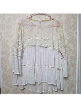 SKYLAR + JADE Boho Flowy Bell Sleeve Lace Whimsy Blouse Top Lg